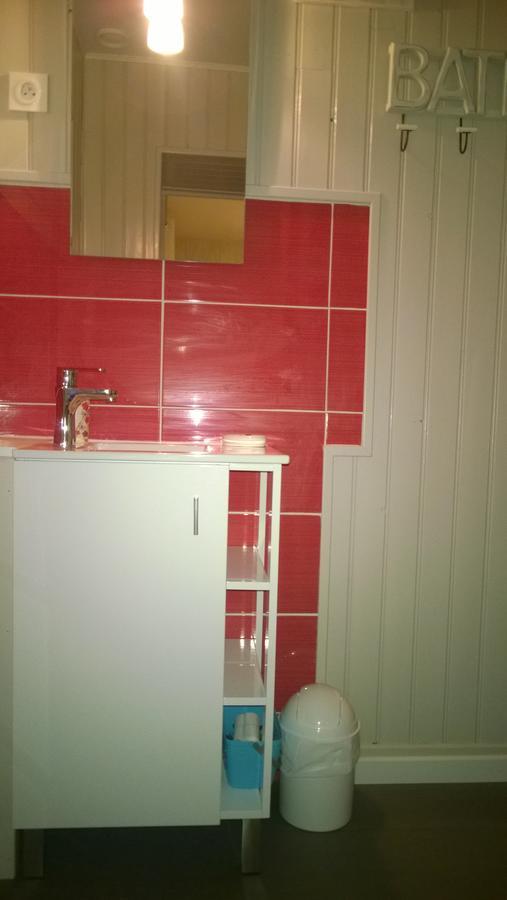 Apartamento Locations Rives De Seugne - De Gaulle Jonzac Exterior foto
